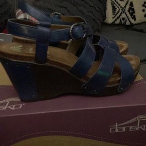 Dansko Frida Antique Full Grain Navy